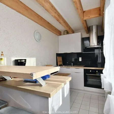 La Mezzanine 5 Pers Classe 3 Etoiles, Royan- Centre 300 M Foncillon شقة رويا